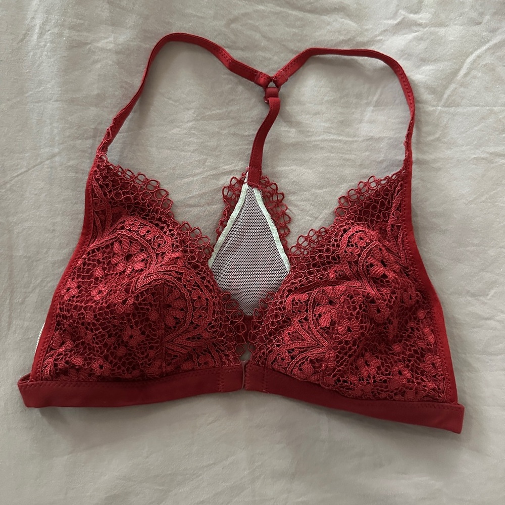 Victoria’s Secret Scarlet Red Crochet Bralette S/M